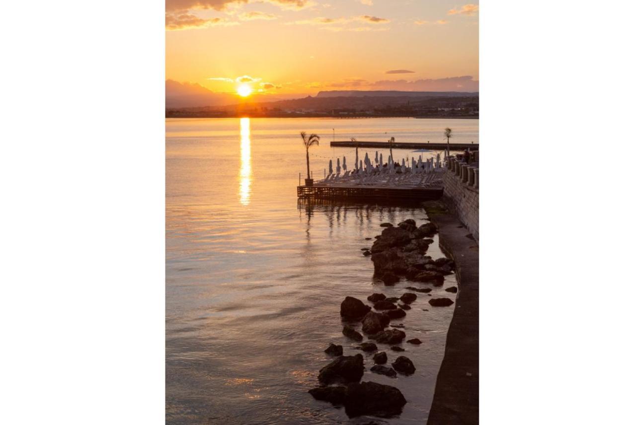 Villa Akos Ragusa Luaran gambar